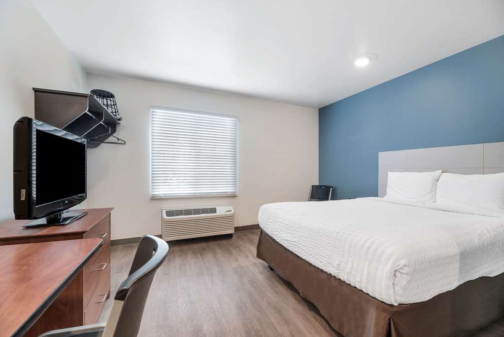 extended stay america select suites orlando east