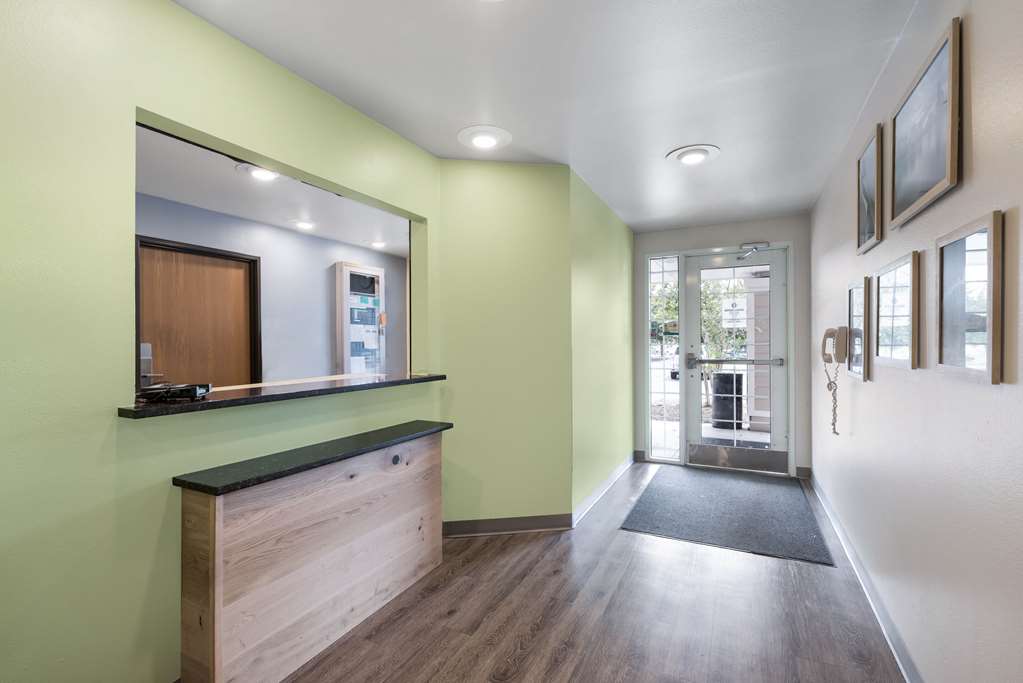 extended stay america select suites orlando east