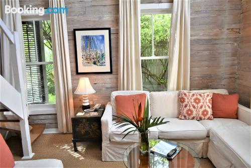 simonton court historic inn and cottages