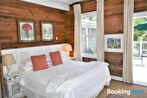 simonton court historic inn and cottages