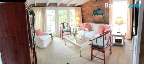 simonton court historic inn and cottages