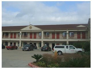 Scottish Inns & Suites,In Houston (Fm 1960),2 star