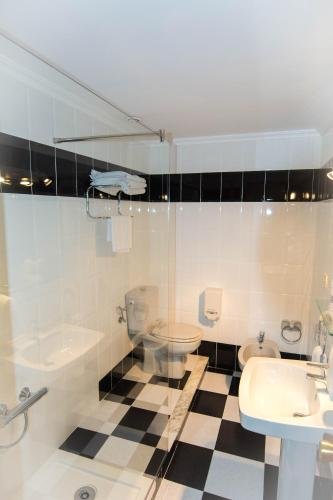 loncle pere habitacions