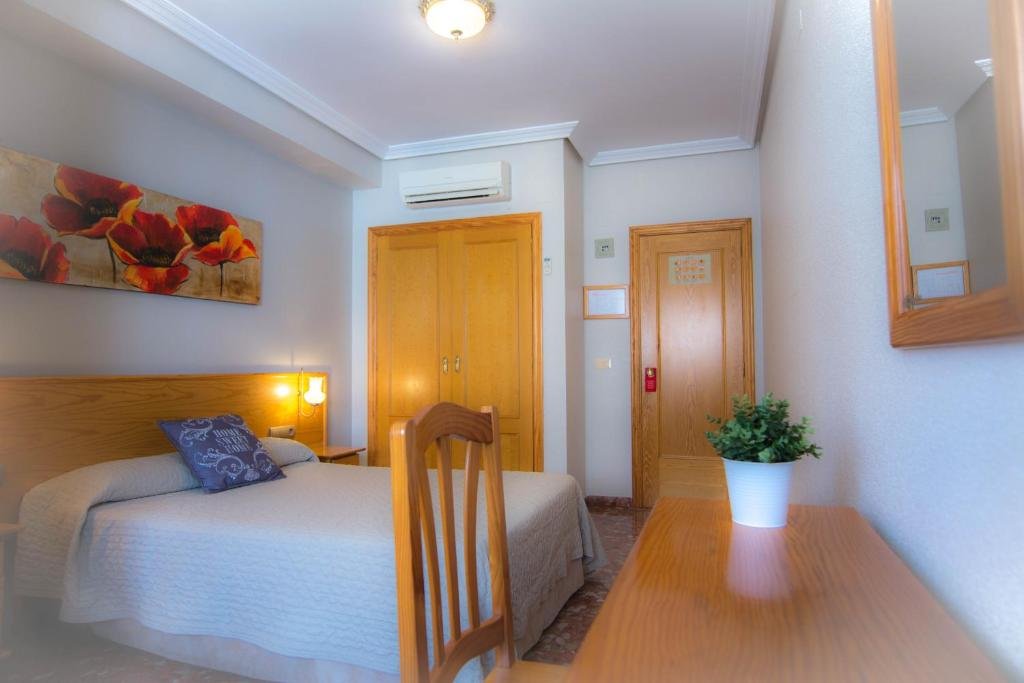 loncle pere habitacions