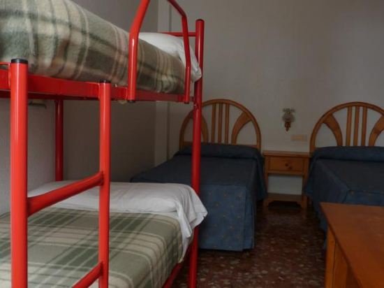 loncle pere habitacions