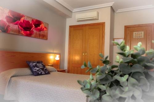 L'oncle Pere Habitacions,,1 star