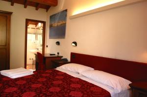 A Casa Dei Gonzaga,Manerba Del Garda>>Borgo Virgilio,3 star