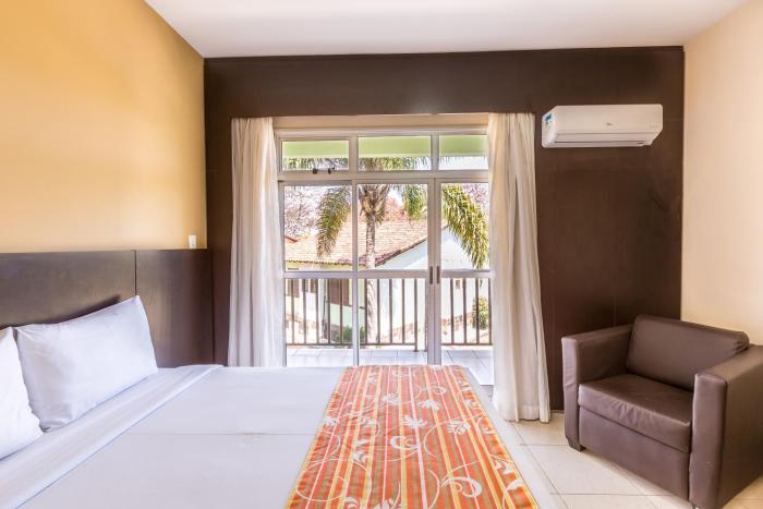 taua hotel and convention caete