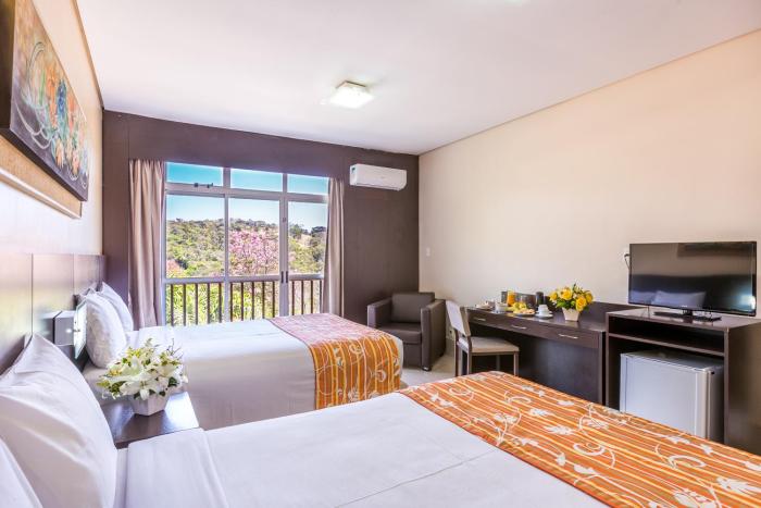 taua hotel and convention caete