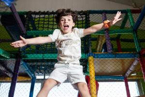 taua hotel and convention caete