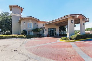 Studio 6 Denton, Tx - Unt,Near University Of North Texas,3 star