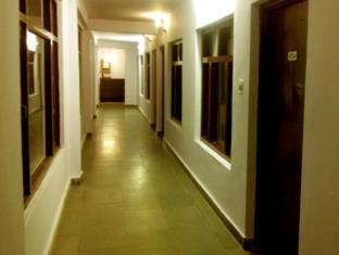 Hotel Manali Castle,Manali>>Kullu,1 star