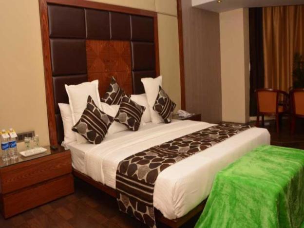 hotel golden palace
