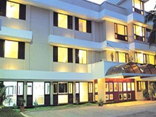 Hotel Highway Garden,Edapalli>>Chempu,3 star