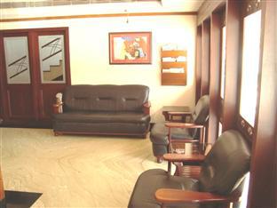 Hotel Highway Garden,Edapalli>>Chempu,3 star