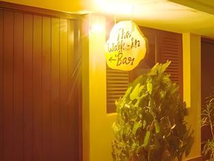 hotel highway garden