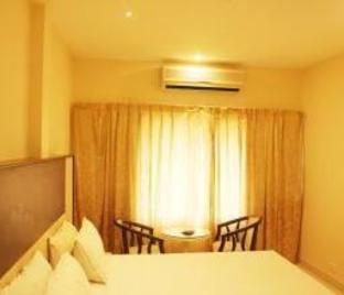 hotel highway garden