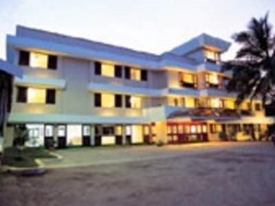 hotel highway garden