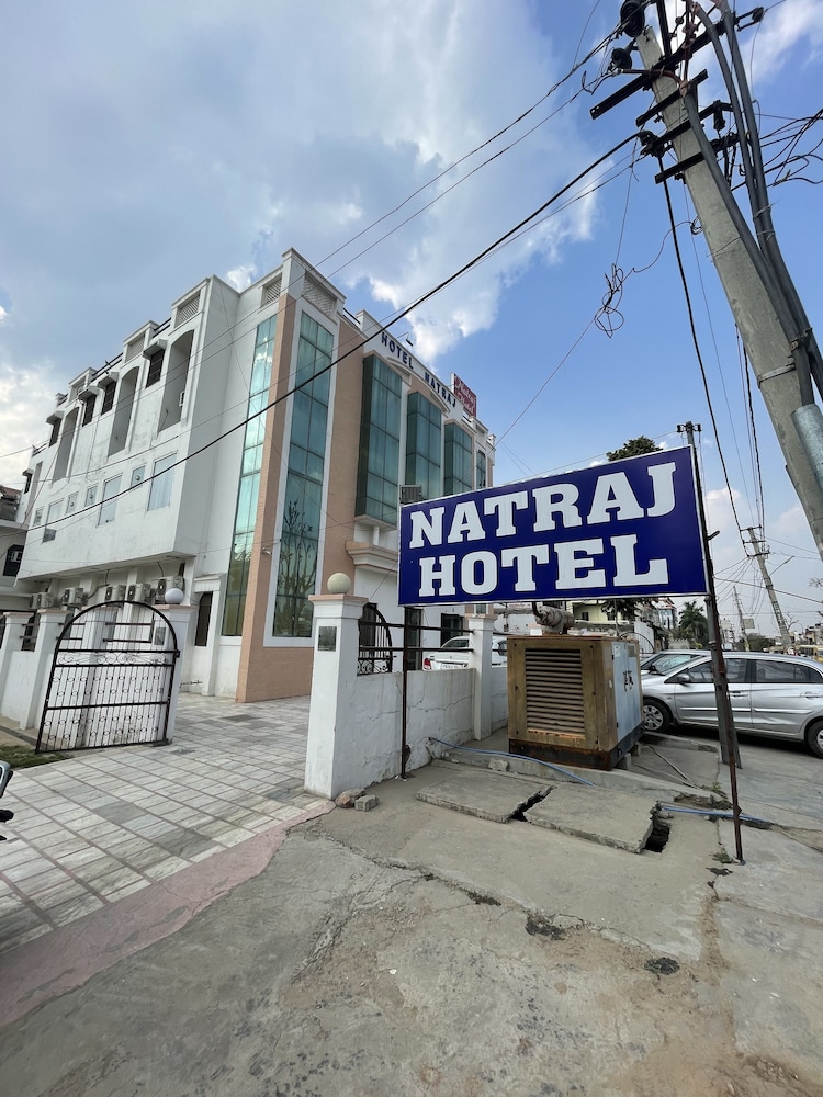 hotel natraj