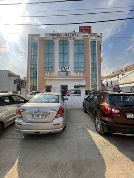 hotel natraj