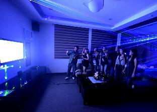 hollywood drive in hotel