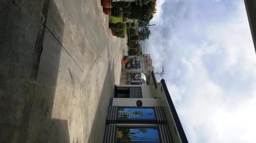 hollywood drive in hotel