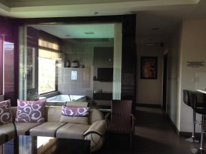 hollywood drive in hotel