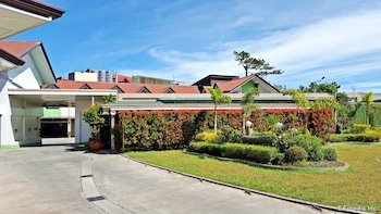 hollywood drive in hotel