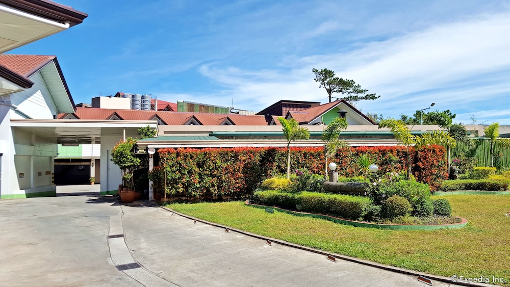 hollywood drive in hotel