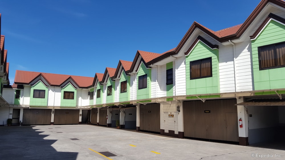 hollywood drive in hotel