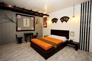 hollywood drive in hotel