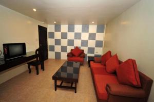 hollywood drive in hotel