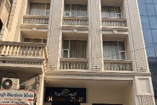hotel golden tower