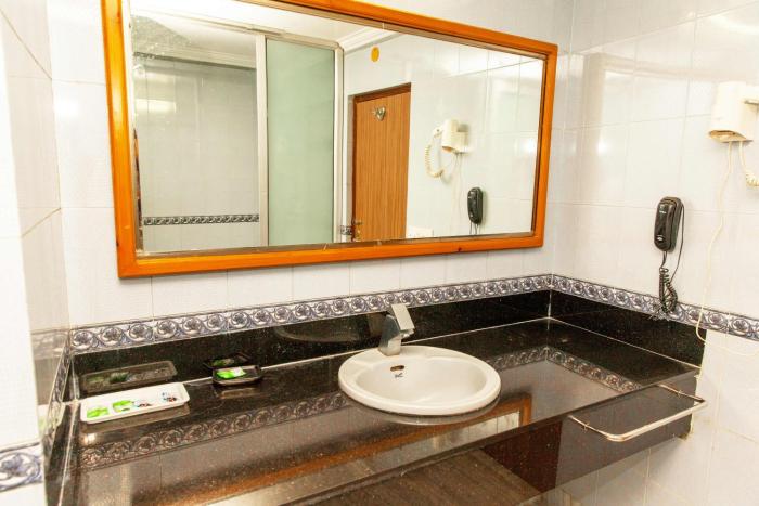 hotel subash international