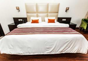 hotel subash international