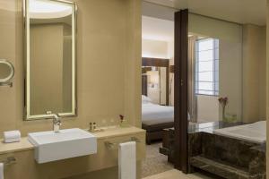 Sheraton Mall Of The Emirates Hotel, Dubai,Dubai>>Al Barsha,5 star
