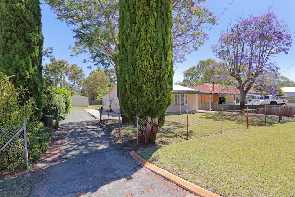 avondale luxury home stay