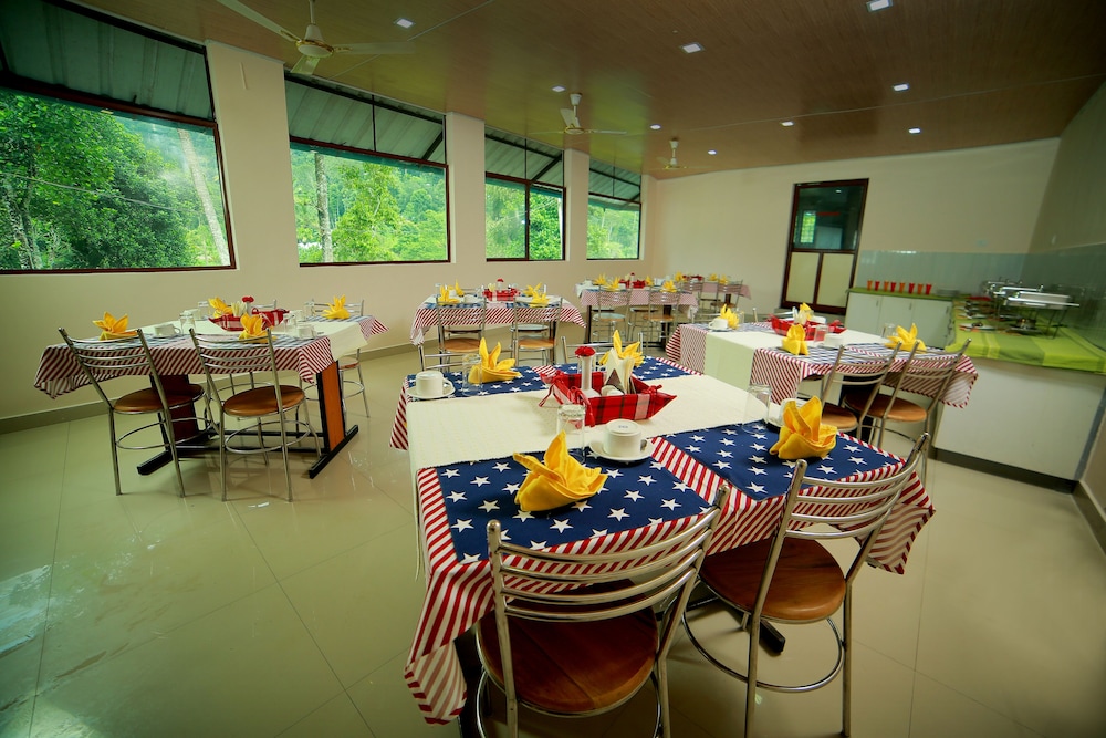 avondale luxury home stay