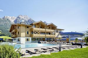 Hotel Riederalm,Near East Ridge High School Football Stadium,4 star