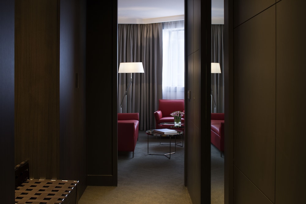 pullman paris la defense hotel