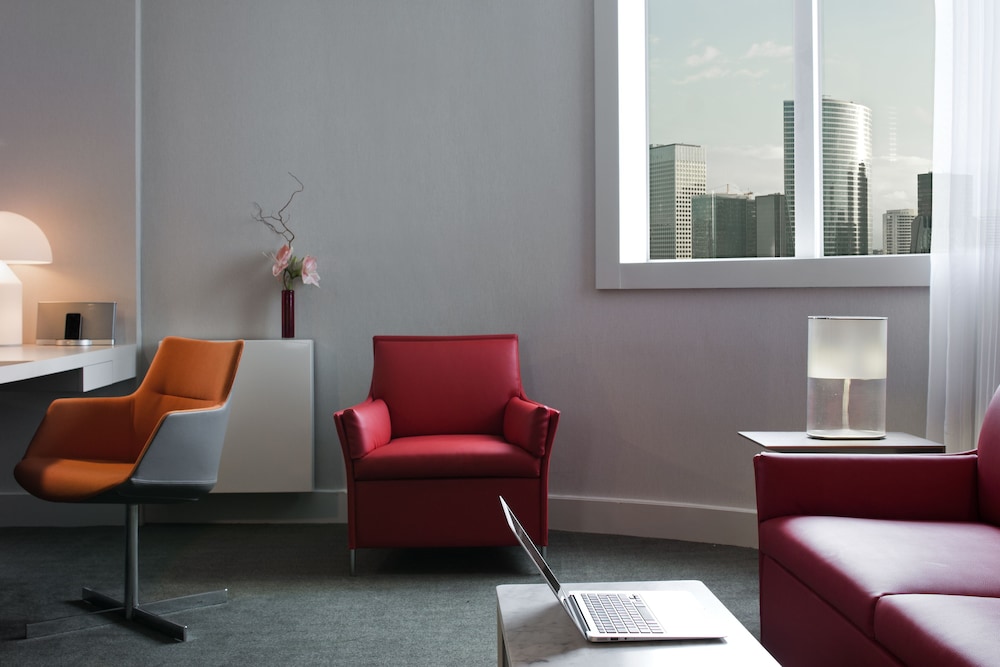 pullman paris la defense hotel