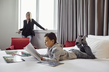 pullman paris la defense hotel