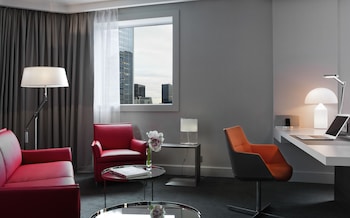 pullman paris la defense hotel