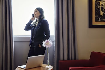 pullman paris la defense hotel