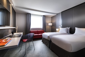 pullman paris la defense hotel