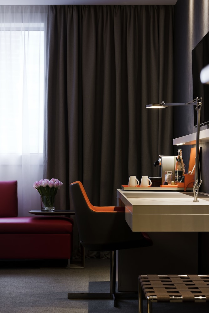 pullman paris la defense hotel