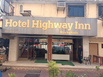 hotel highway inn