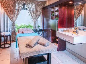 the fairway hotel spa and golf resort