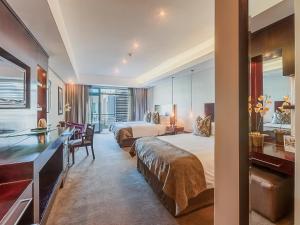 the fairway hotel spa and golf resort