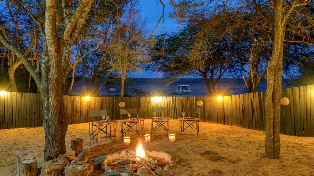 Nibela Lake Lodge By Dream Resorts,Hluhluwe>>Durban,4 star